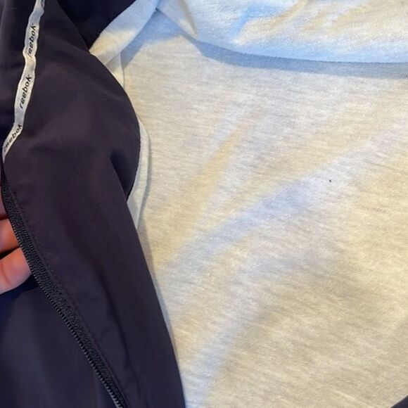 Y2k insulated reebok jacket - Picture 4 of 6